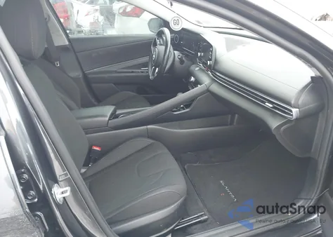 2021 Hyundai Elantra Sel z USA, uszkodzony, nr VIN 5NPLS4AG2MH008751